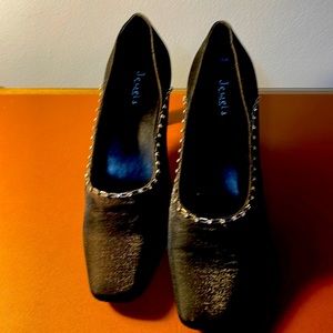 Gently used chunky heels by Jade